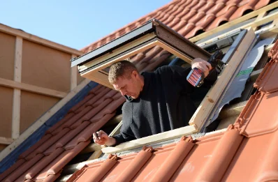 Pose de fenêtres de toit Velux à Lalandusse